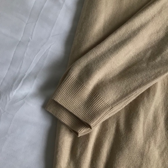 Cream V-Neck Sweater - Picture 3 of 5